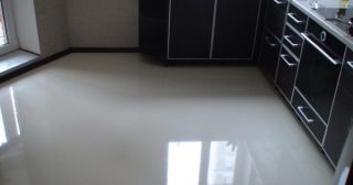 Наливной пол на кухне Урай, цена от 876 руб.